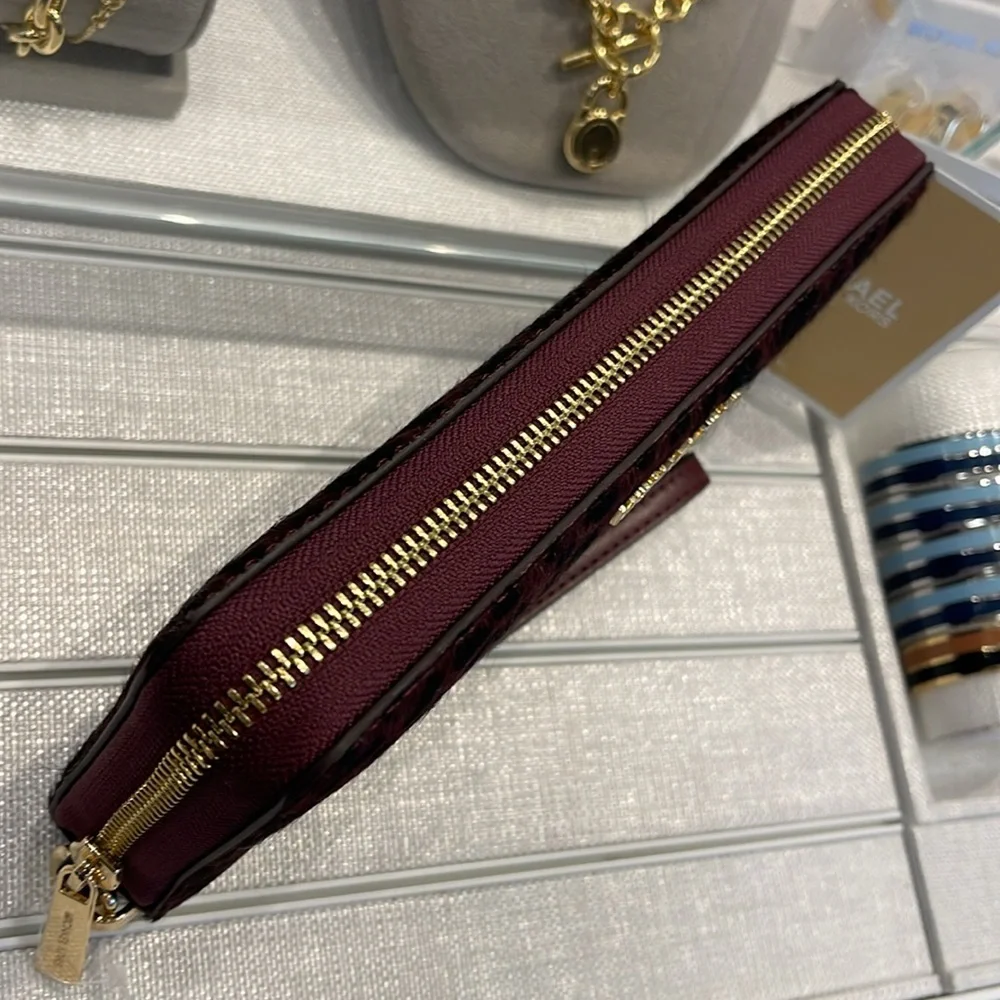 MICHAEL KORS Leather Lg Continental Wristlet Phone Wallet Exotic Print Hair Culf